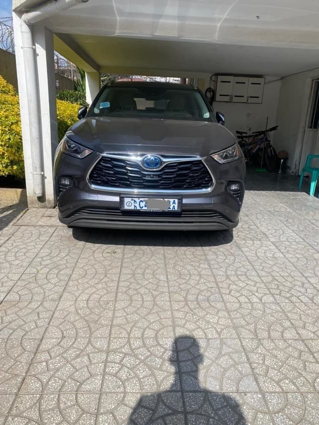 Toyota Highlander Hybrid 