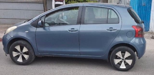 Europe Yaris Compact,Meri Yalzore,Manual,excellent condition!!