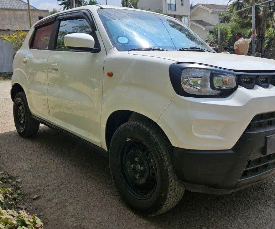 አስቸኳይ!! Hyundai S Presso,2021,excellent condition!!