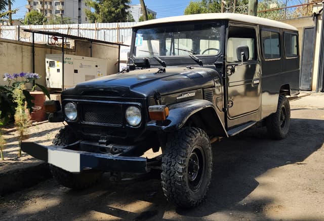 toyota landcruiser fj
