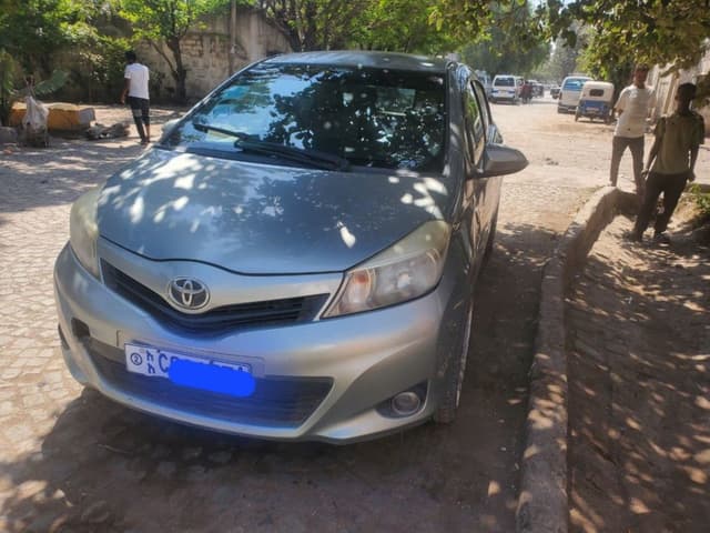 Toyita Yaris 2011