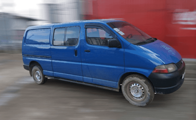Toyota Hiace 2LT