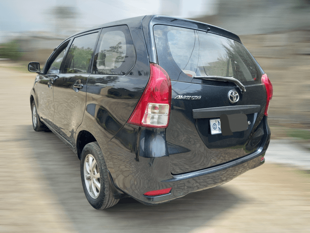 Toyota Avanza (7 Seat)
