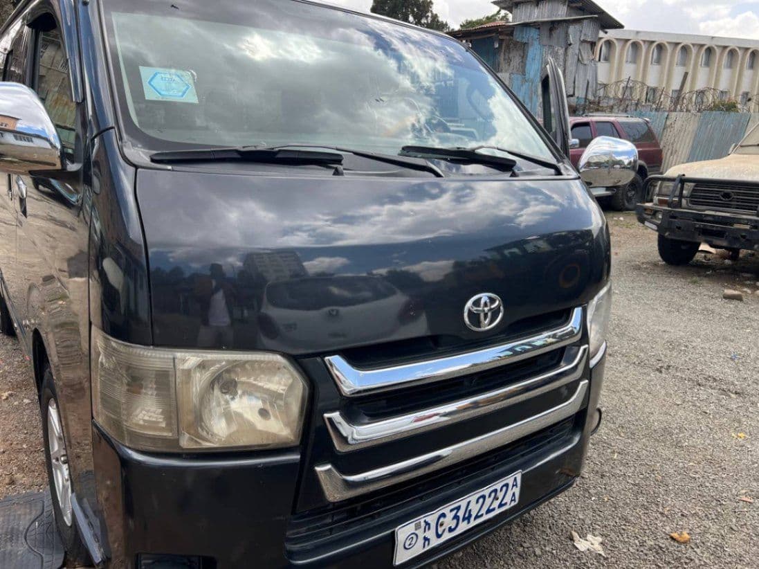 Toyota haice  automatic 