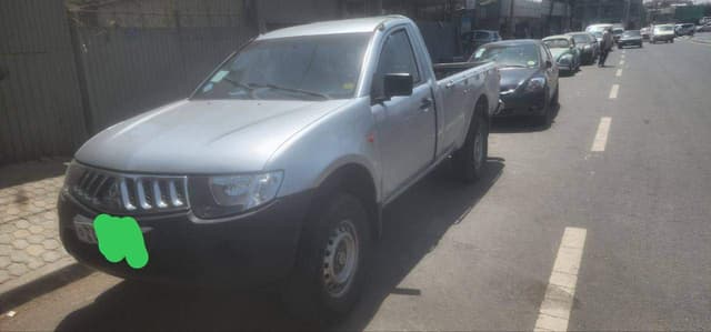 Mitsubishi signal cap 2007