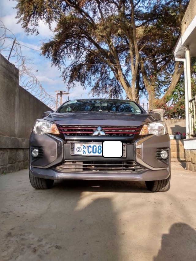 Mitsubishi Attrage 2022