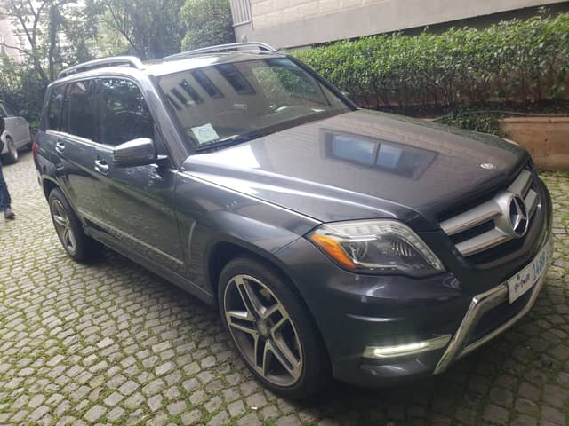 DIPLOMAT’S MERCEDES BENZ 2015 FOR SALE