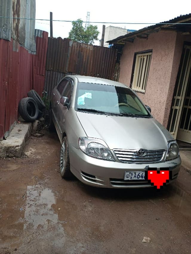 Toyota corolla 2003 ,1550000fixed