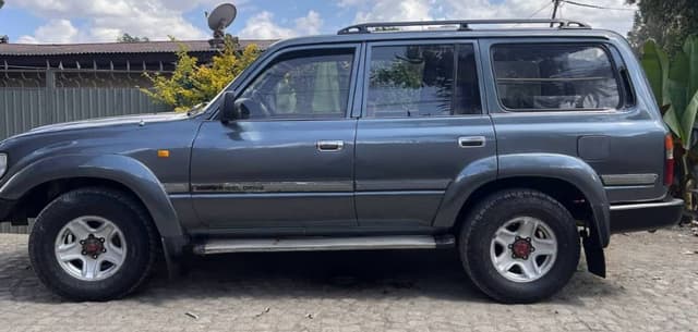 Toyota Land Cruiser,Cobra,1HZ engine,1997,7 seater,excellent condition!!