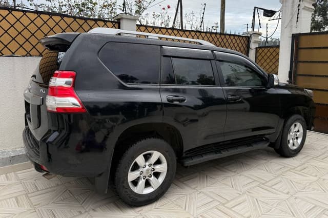 2016 Automatic Prado,Europe,full option,excellent condition!!