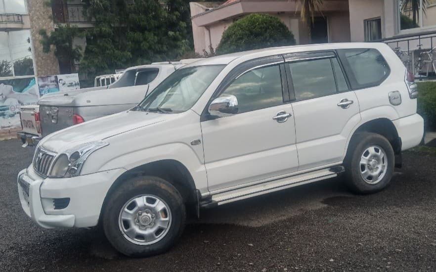 አስቸኳይ!! Toyota Prado, 5L engine, 2006, 7 Seat, excellent condition!!