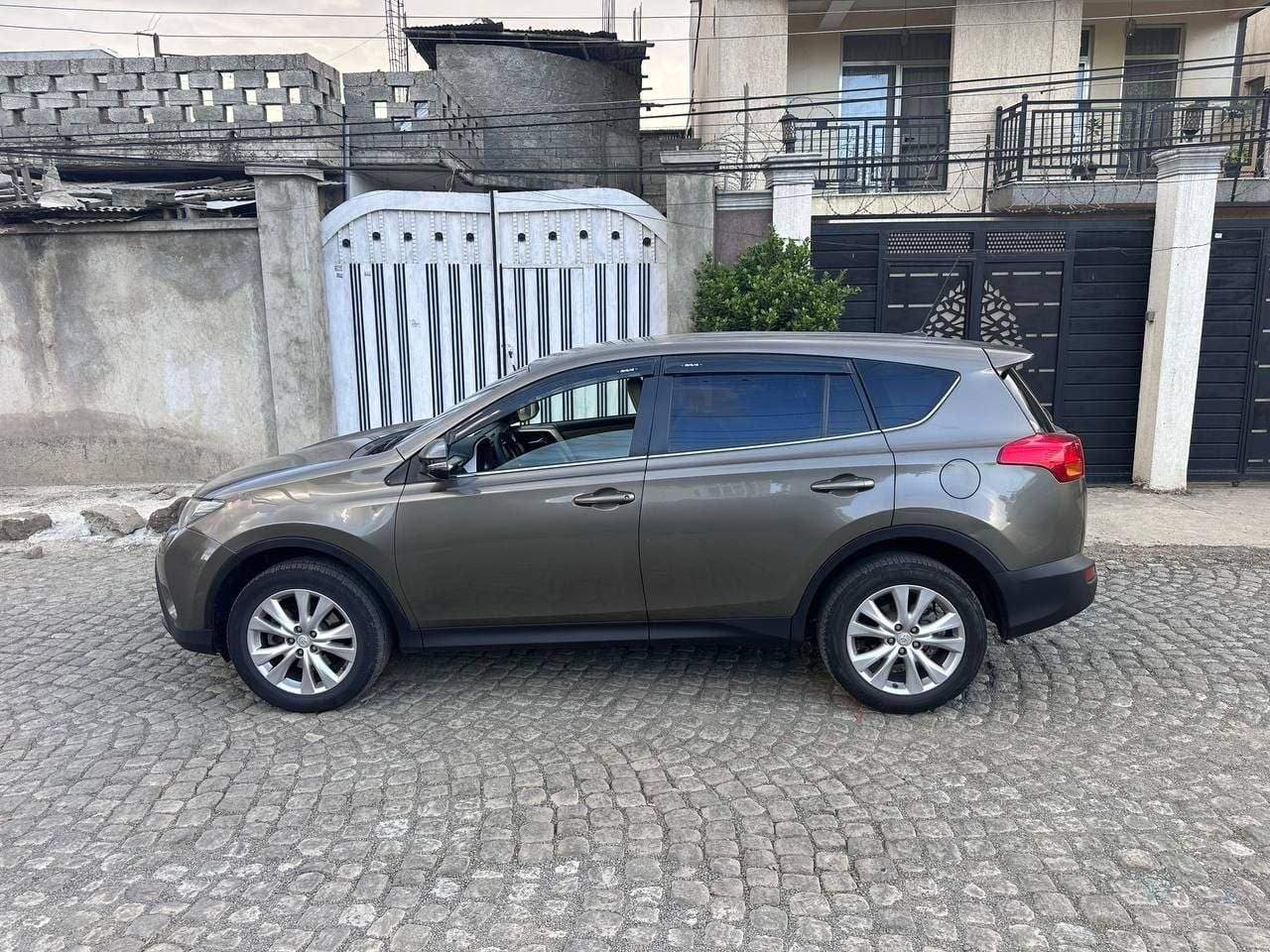 Toyota Rav4 2015