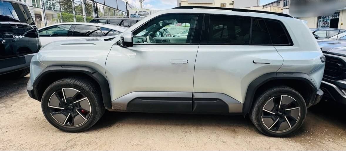 2025 BYD LEOPARD, 4WD, Ultra Max with Refrigerator