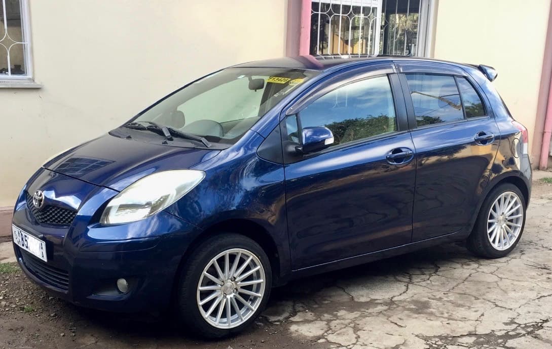 Toyota compact Yaris