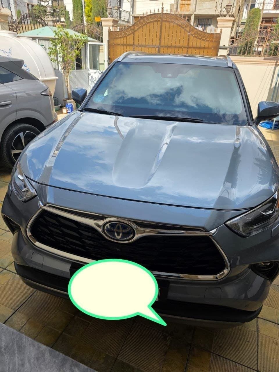 TOYOTA HIGHLANDER