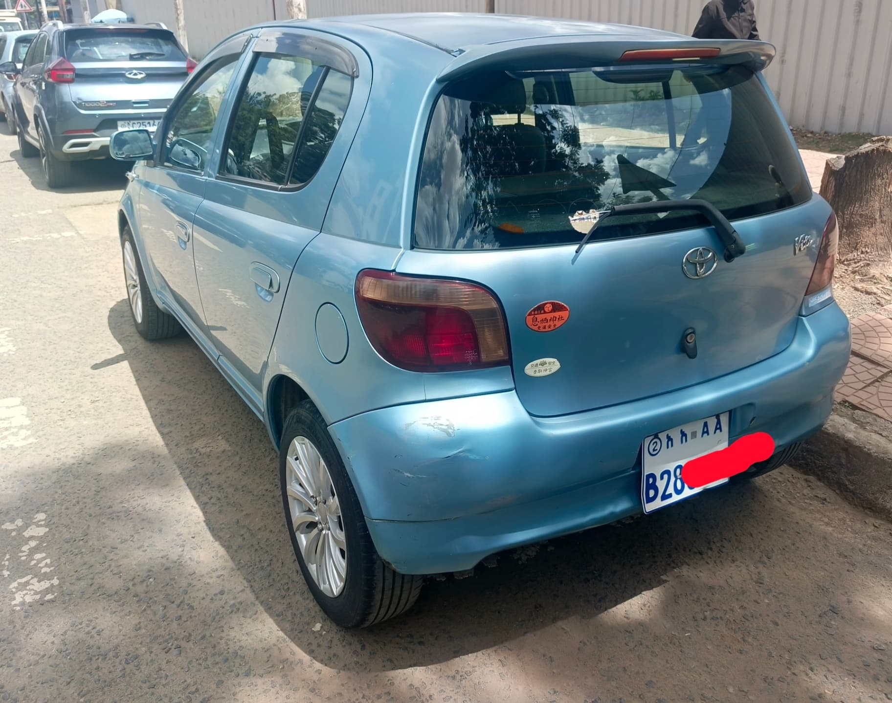 Toyota Vitz 2001