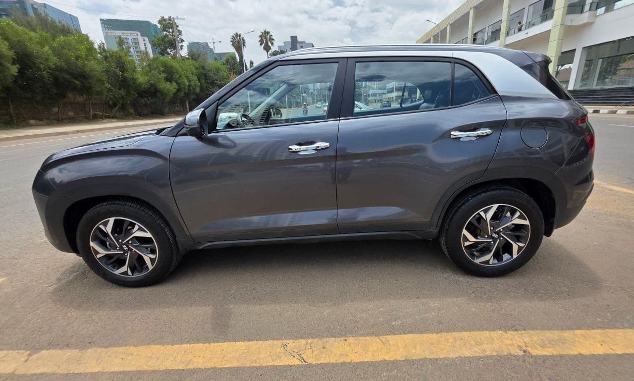 2023 Hyundai Creta,Full Option,Excellent condition!!