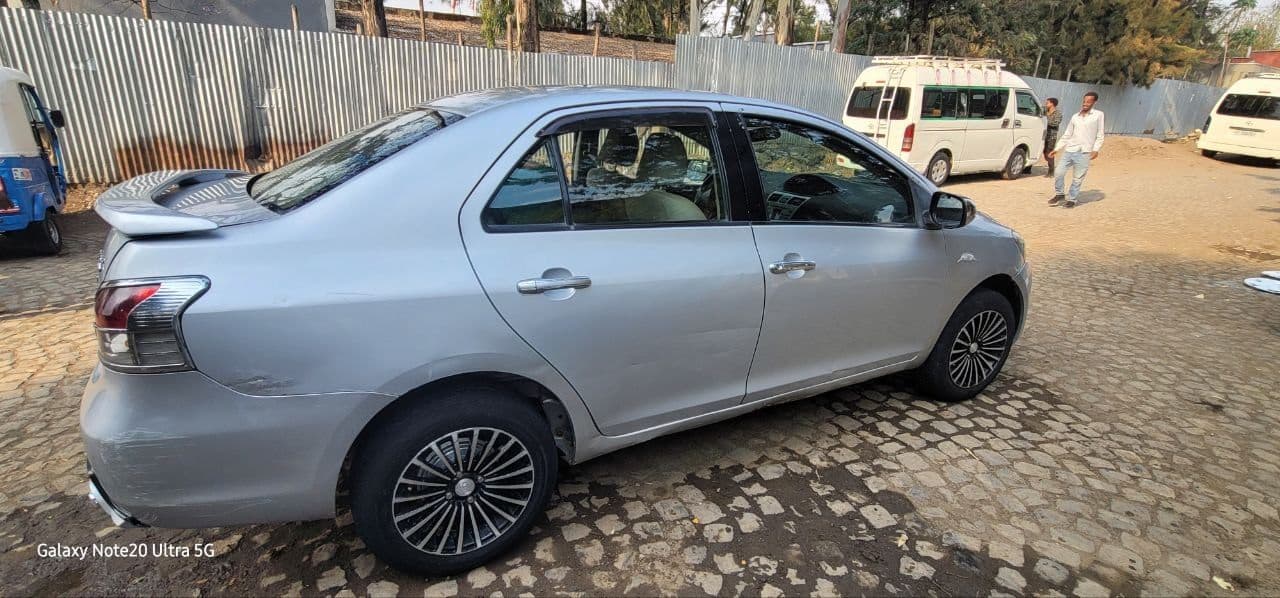 Toyota yaris belta 2007