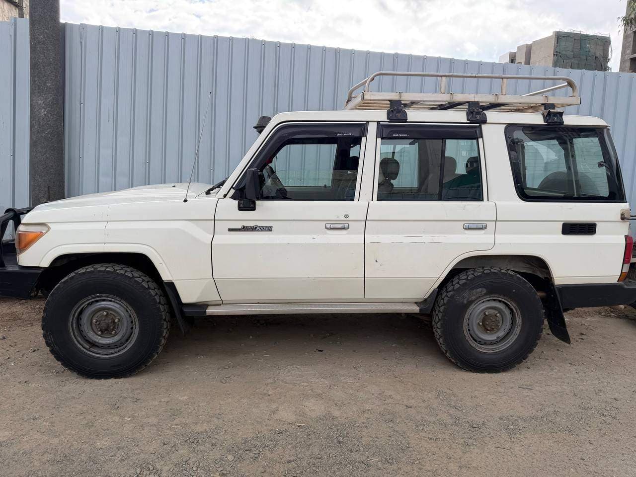 Toyota Land cruiser Mark 2
